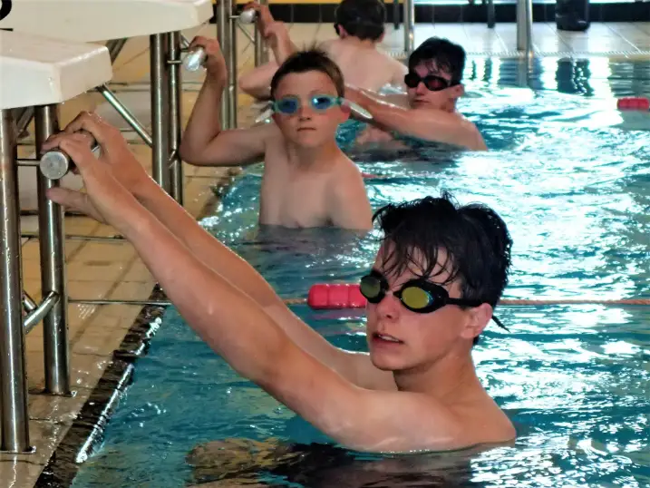 Swimming-Lessons-In-crewkerne